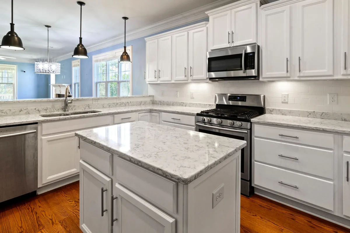 Filth & Squalor Cleanup in Elmont, NY